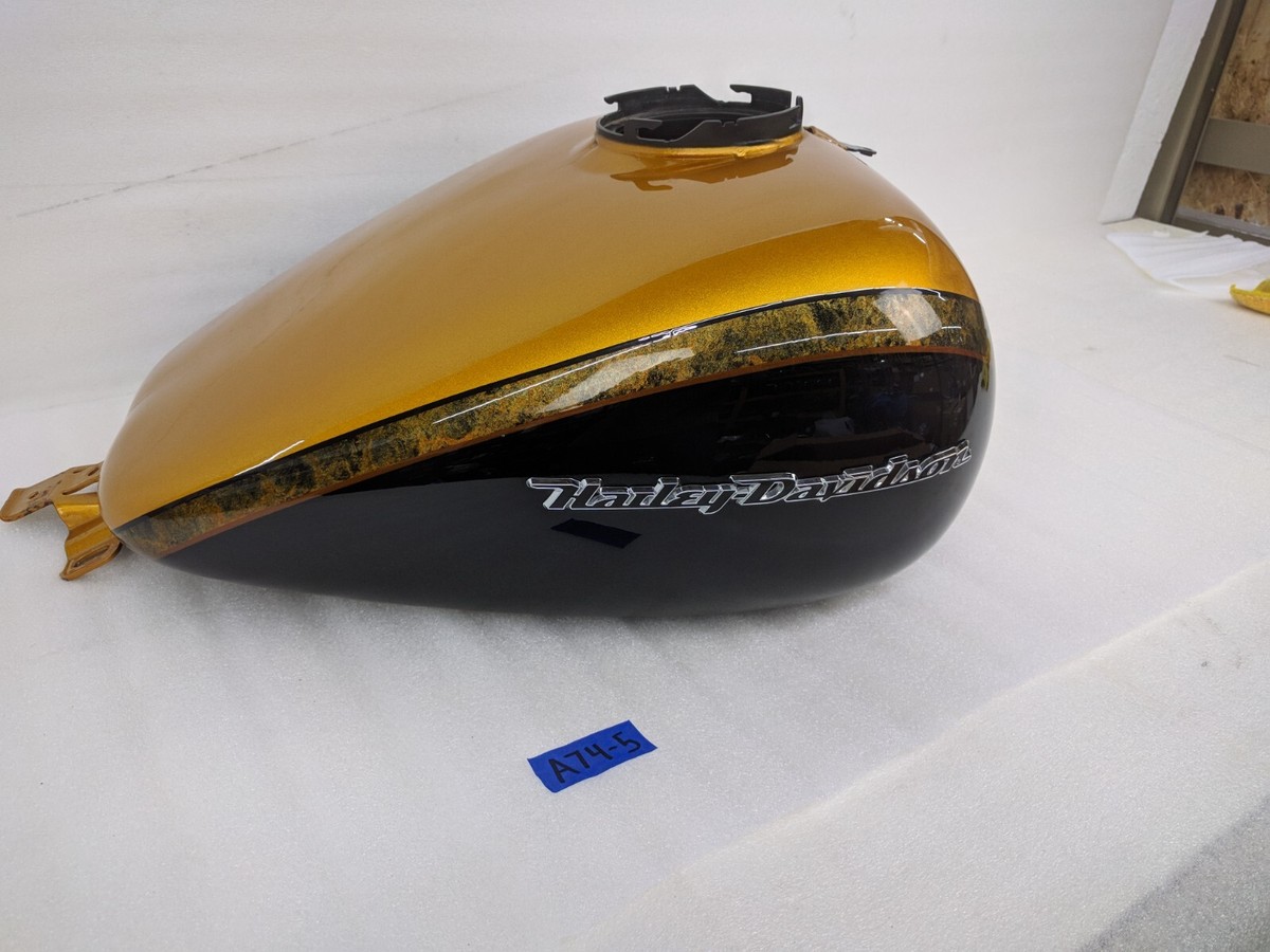 2015 OEM Harley-Davidson FLHTKSE CVO Limited Tank Gold Rush And