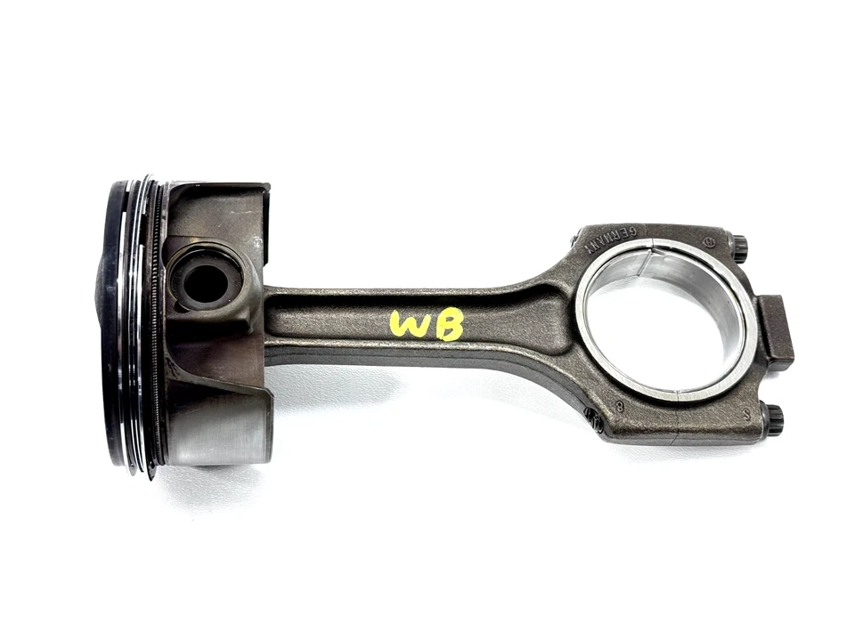 Porsche Cayenne Turbo (957) 2008-2010 4,8 L V8 motor pistón con biela OEM Foto 4 de 4