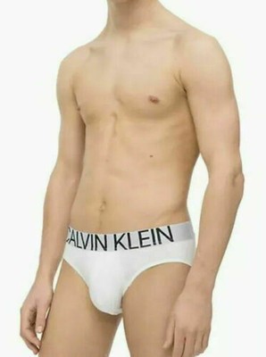 statement 1981 calvin klein