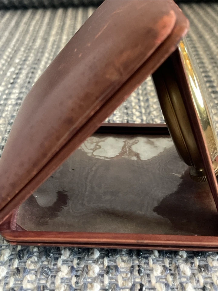 1920's WALTHAM PREMIER 8-Day Travel Traveling Desk Clock Leather Case Keeps Time - Image 4 of 4