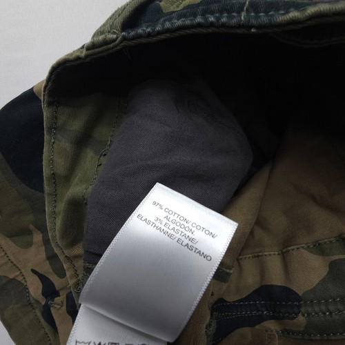 Lucky Brand Camo Cargo Shorts Mens 31 Green Cotton Stretch Travel Hunting Army - Picture 10 of 10