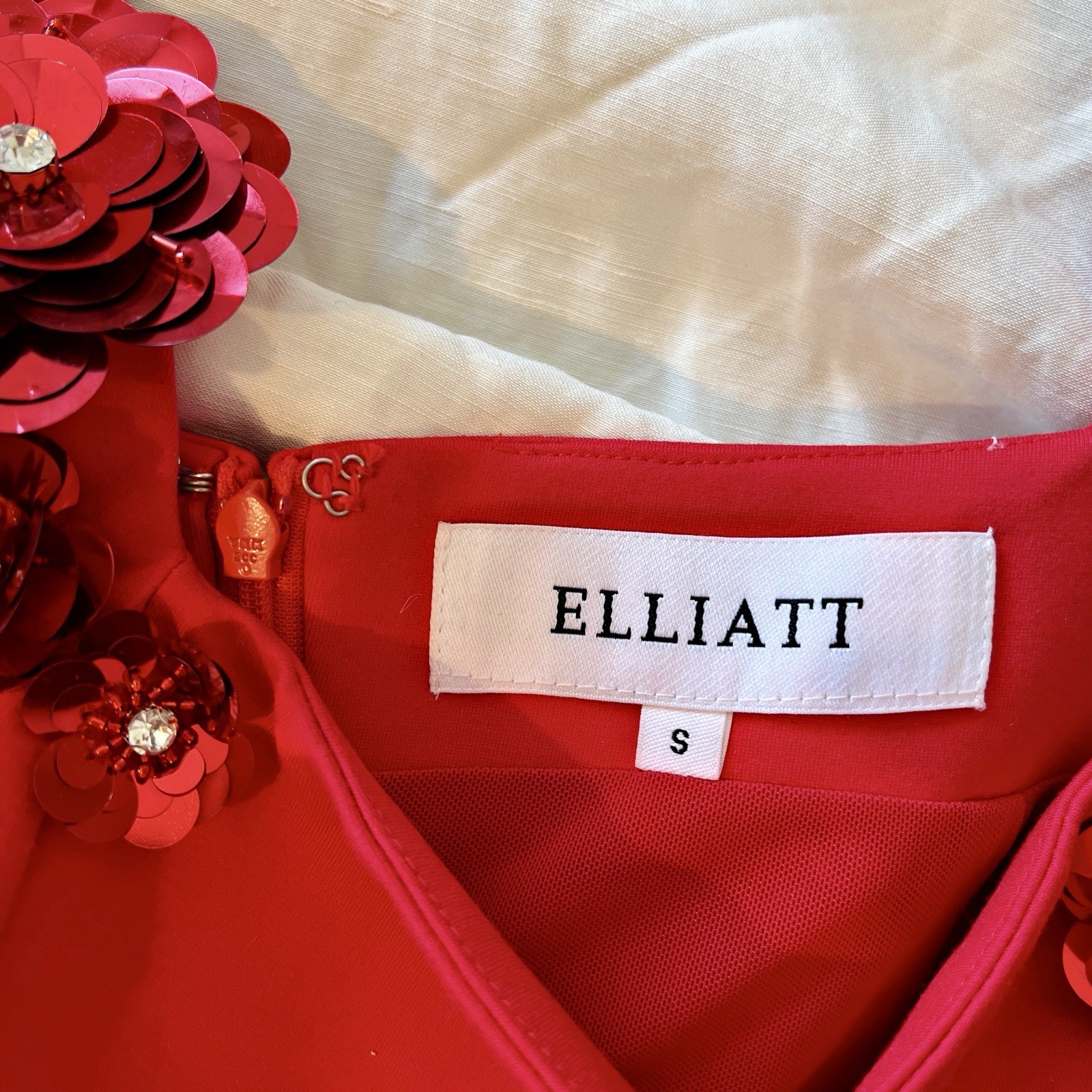 Elliatt Emma Red Mini Dress AU 8 / US 4 / S Sequin Floral Embellished Party image 7