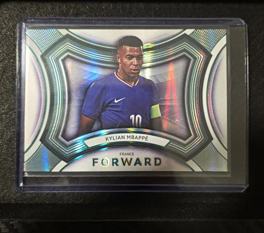 Futera Platinum 2025 Kylian Mbappé Forward #PBL67 Serial Numbered /25 France