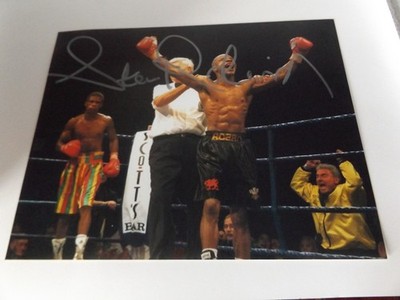HANDSIGNIERTES 10'' x 8'' FOTO - STEVE ROBINSON - BOXEN