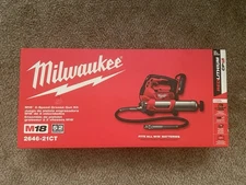 Milwaukee 2646-21CT M18 18-Volt Lithium-Ion Cordless 2-Speed Grease Gun Kit