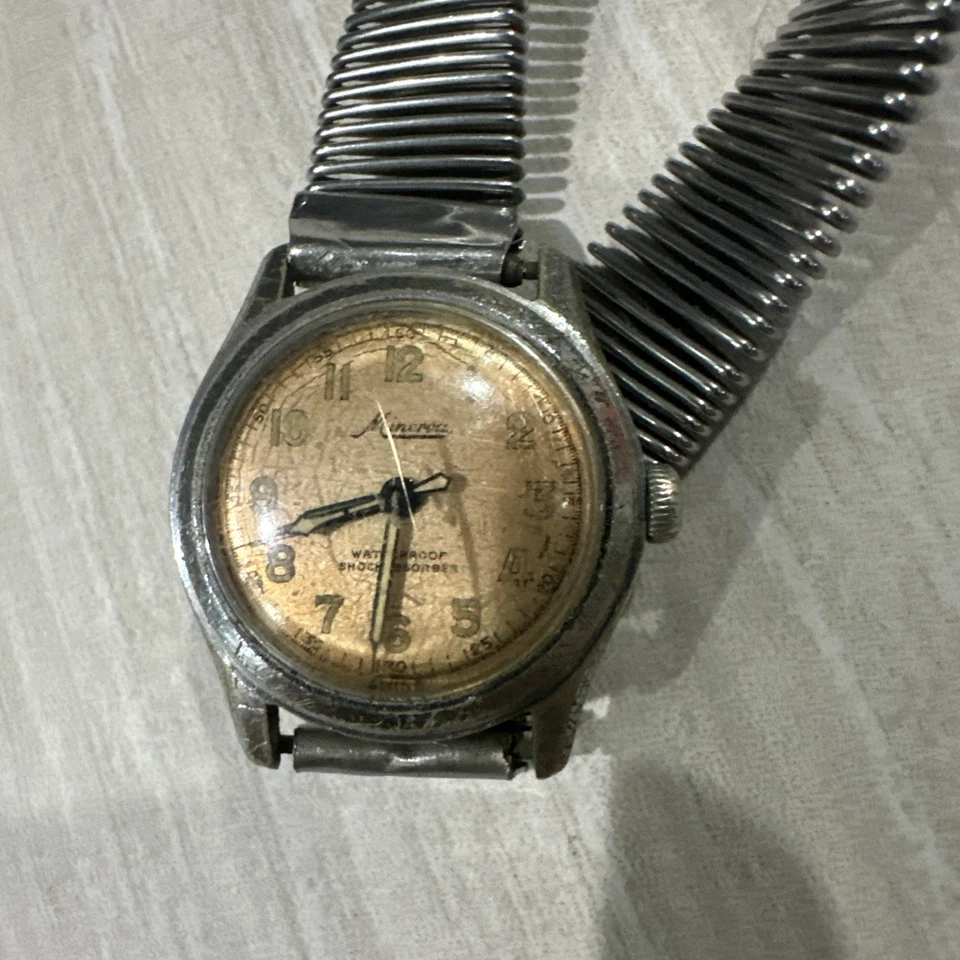 Vintage Minerva Swiss Mechanical Watch – 1940s-WW2 Stainless Back (Non-Working) - Image 2 of 3