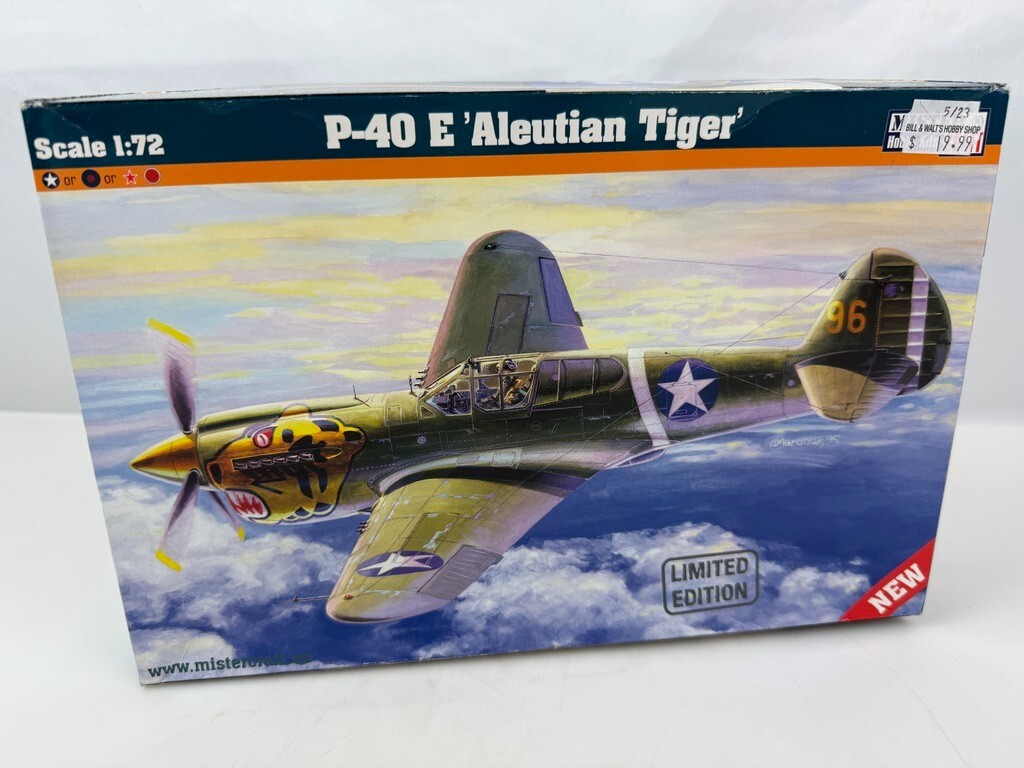 WWII Fighter Curtiss P-40E Aleutian Tiger # Scale 1/72 # MISTERCRAFT D-202