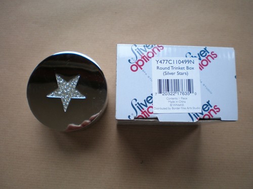 ROUND TRINKET BOX Silver Stars