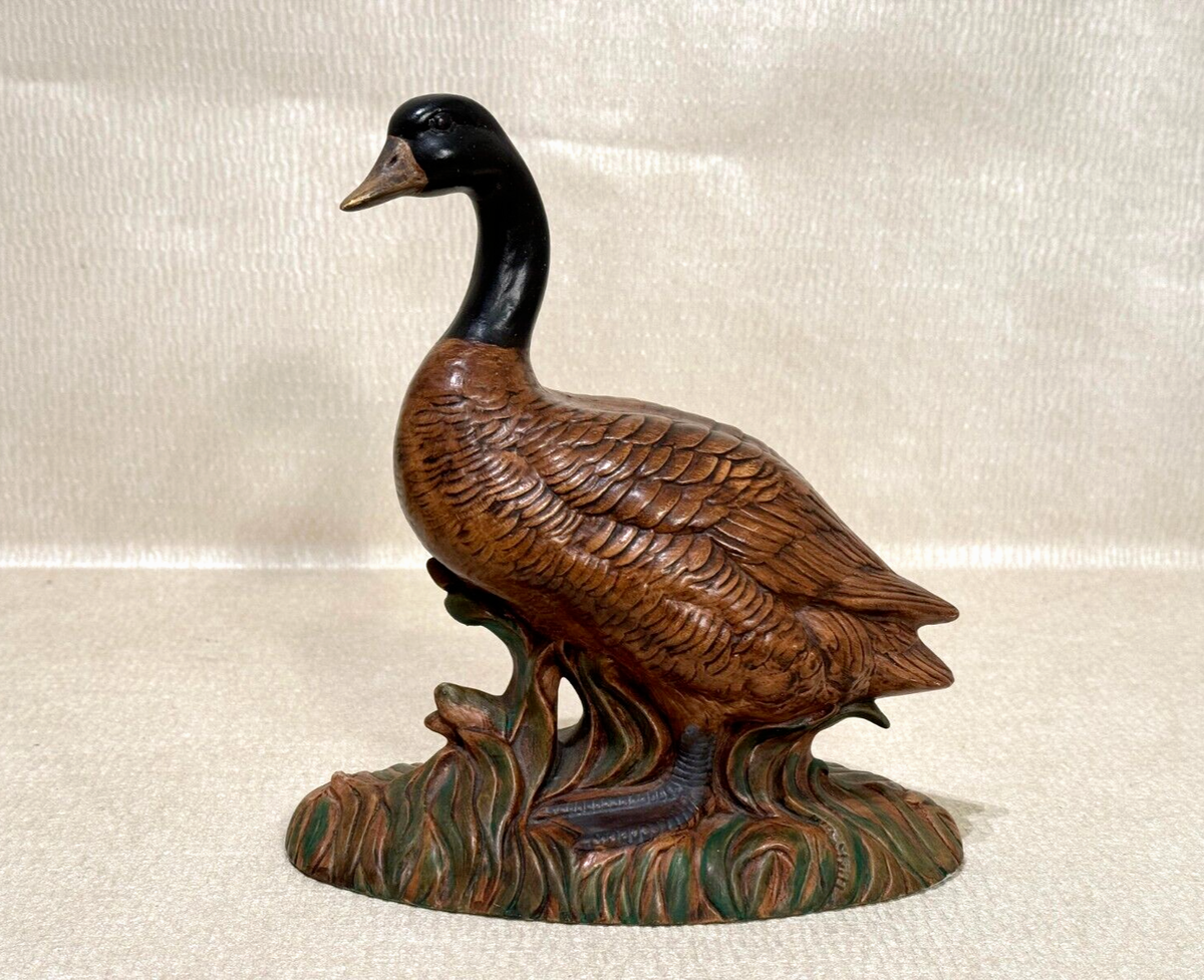 VINTAGE DUCK MALLARD PORCELAIN FIGURINE SIGNED D.T. 1971 DT '71