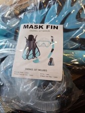 NEW MASK FIN  Snorkel Set, DIVING Mask, Fins Snorkel Set Small -Medium In Bag