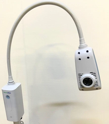 Welch Allyn GS300 General Exam Light w/Wall Mount Bracket GS 300 Tested