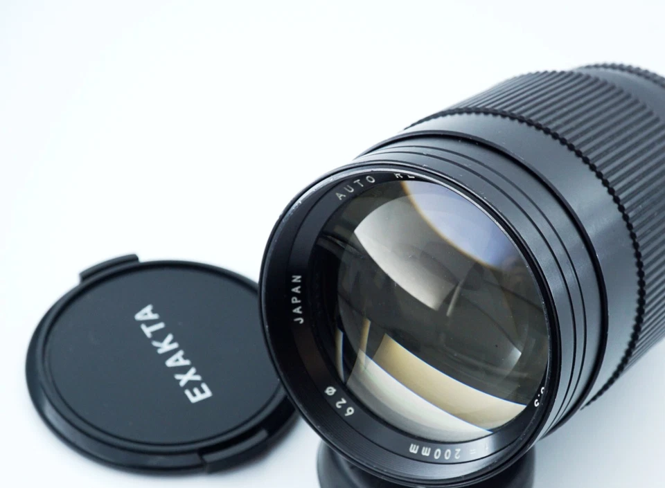Teleobjetivo vintage Pentax K 200 mm f/3,5 MC Revuenon Foto 2 de 4