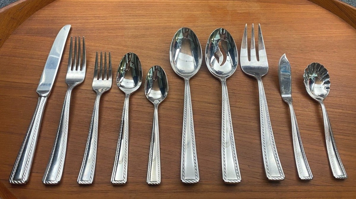 Oneida Tress/Hollis Stainless Steel Flatware Set | Glossy Finish | Choice Of Pattern - FREE SHIPPING On Orders Over $10