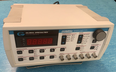 GLOBAL SPECIALTIES PW2120 20 MHz FUNCTION GENERATOR  w/RS232 Comm. AM/FM/LIN/Log
