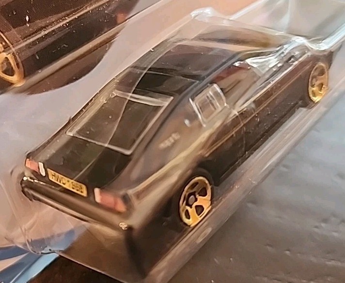Picture 4 of 6