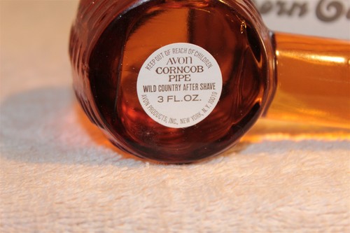 AVON DECANTER CORN COB PIPE WILD COUNTRY AFTER SHAVE 3 OUNCE FILLED WITH BOX - Picture 2 of 2