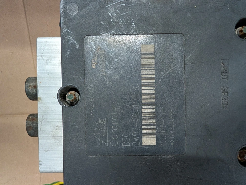 04-05 Jaguar XJ8 XJR X350 антиблокировочный тормозной насос модуль ABS 2W93-2C219-BC OEM - Изображение 2 из 4