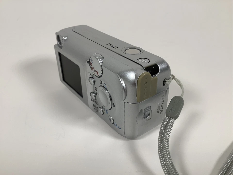 Canon PowerShot A430 4.0MP Digital Camera -For Parts Or Repair -Doesn't power on - Image 3 of 4