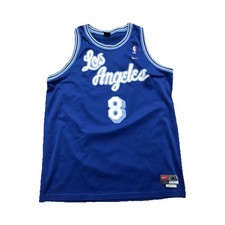 Ultimate Los Angeles Lakers Collector and Super Fan Gift Guide 40