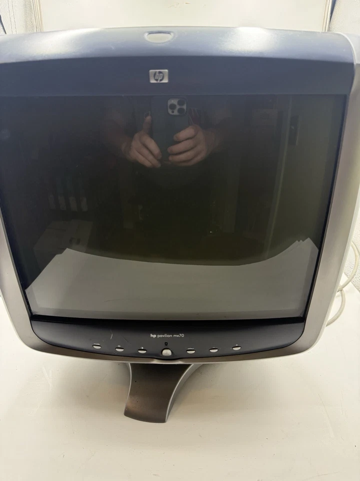 Retro Gaming HP Pavilion MX70 CRT VGA Computer Monitor P1283S - Image 3 of 4