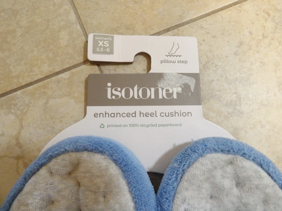 isotoner Women's Size XS 5.5-6 Machine Wash Pillow Step Heel Enhancer Slippers - Image 2 of 4