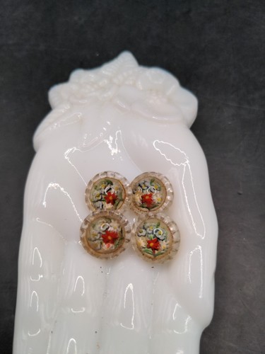 Vintage Reverse Painted Flower Buttons Set Of 4