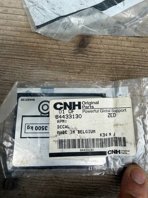 CNH Case New Holland 1x Emblem Decal 84433130 original neu