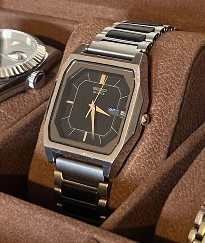 Vintage Seiko Tank Men’s Watch 3d0959