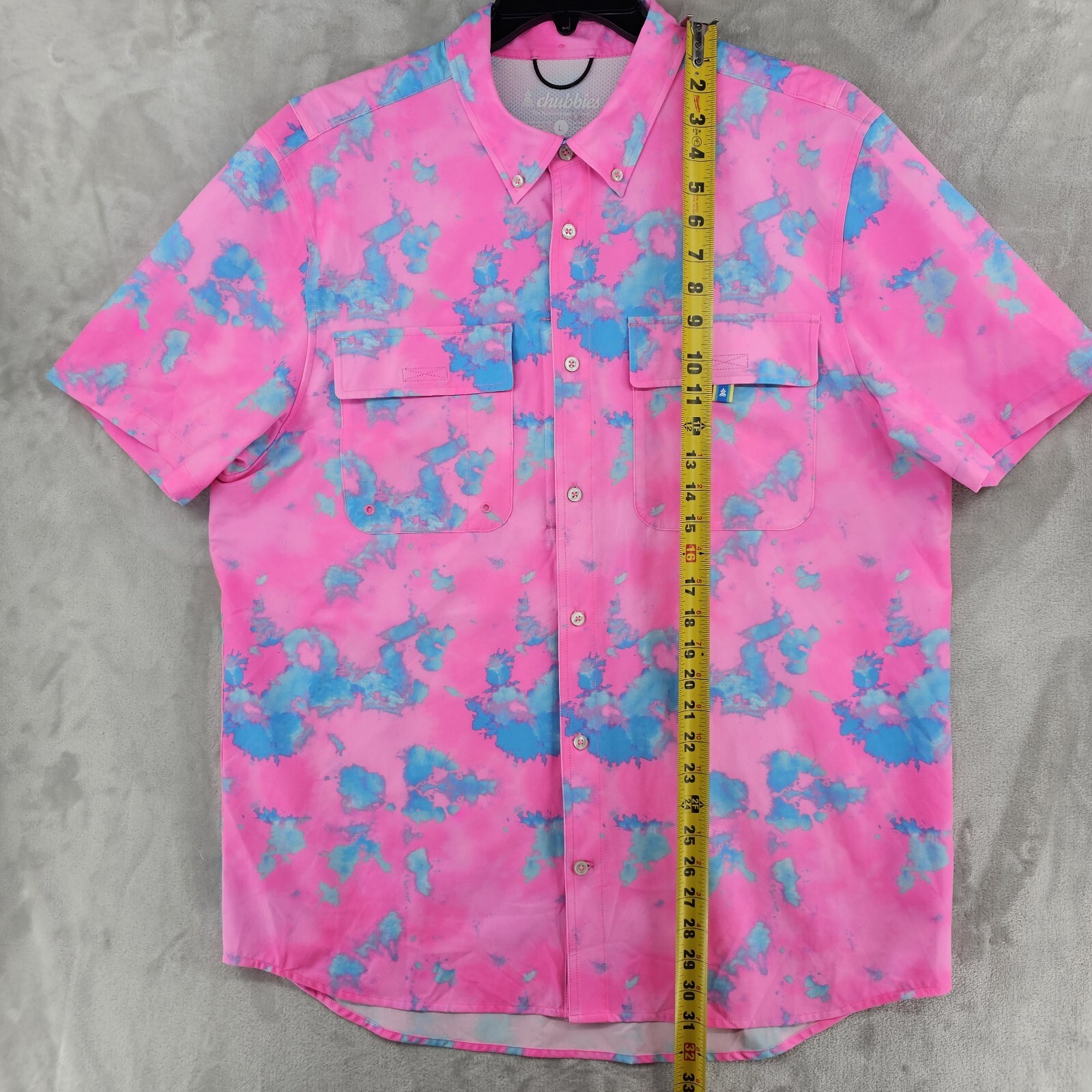 Chubbies Mens Large Friday BreezeTech Short Sleeve Performance Shirt Pink Tiedye