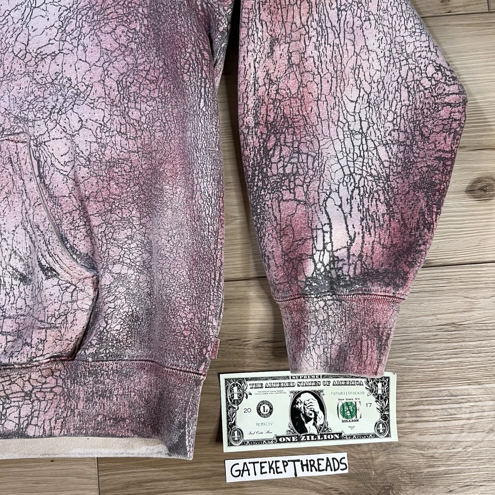 Supreme Felpa con Cappuccio Zip Rosso Crackle FW23 Uomo Large