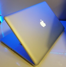 Apple MacBook Pro 16GB 1TB HDD Intel Core i7 2nd Gen Apple MacBook Pro 16GB 1TB HDD Intel Core i7 2nd Gen