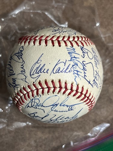 1972 Boston Red Sox Team Signed American League Baseball Yaz Aparicio Fisk - Picture 10 of 10