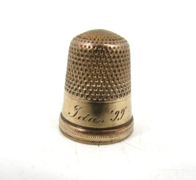 Vintage Size 8 Gold Plated Thimble Victorian Era Engraved Ida 99