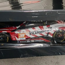 Spark 1:18 BMW BMW M4 GT3 2024 runner-up Le Mans LMGT3 car model