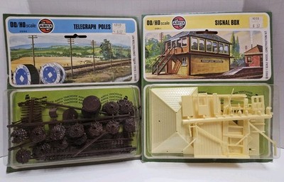 1973 Airfix OO/HO 01605-2 Signal Box and 01618-8 Telegraph Poles - New, Hanging