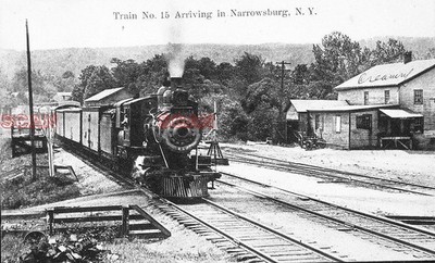 26AA623 2NDGEN NEG ONTARIO & WESTERN RAILROAD No 15 ARRVING NARROWSBURG NY
