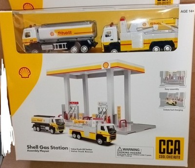 CCA SHELL GAS STATION DIORAMA W/ VOLVO OIL TANKER & VOLVO TOW