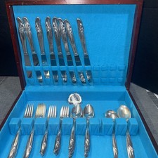 Rogers & Bro Reinforced Plate IS Exquisite Service for 8 with Serving Pieces