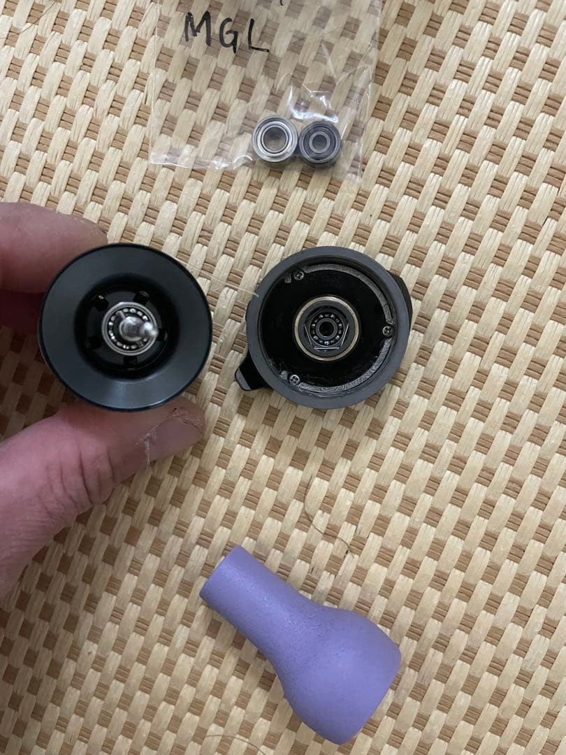 SHIMANO Metanium HG Baitcasting Reel 2-3x Used, Vairal 95 Handle, Excellent - Image 8