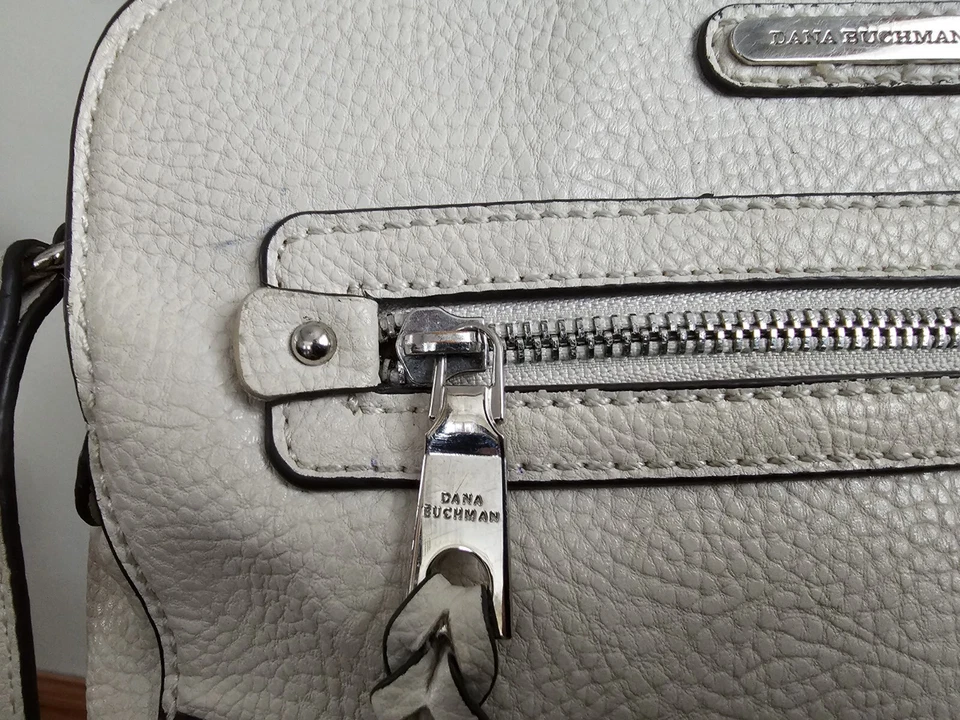 Dana Buchman Shoulder Crossbody Bag Adult Size Medium Creme Colored Womens - Image 3 of 4