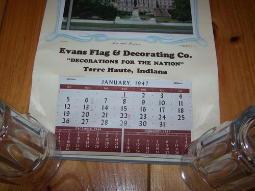 1947 EVANS FLAG & DECORATING COMPANY Calendar TERRE HAUTE INDIANA 21.5" x 11" - Imagen 2 de 3