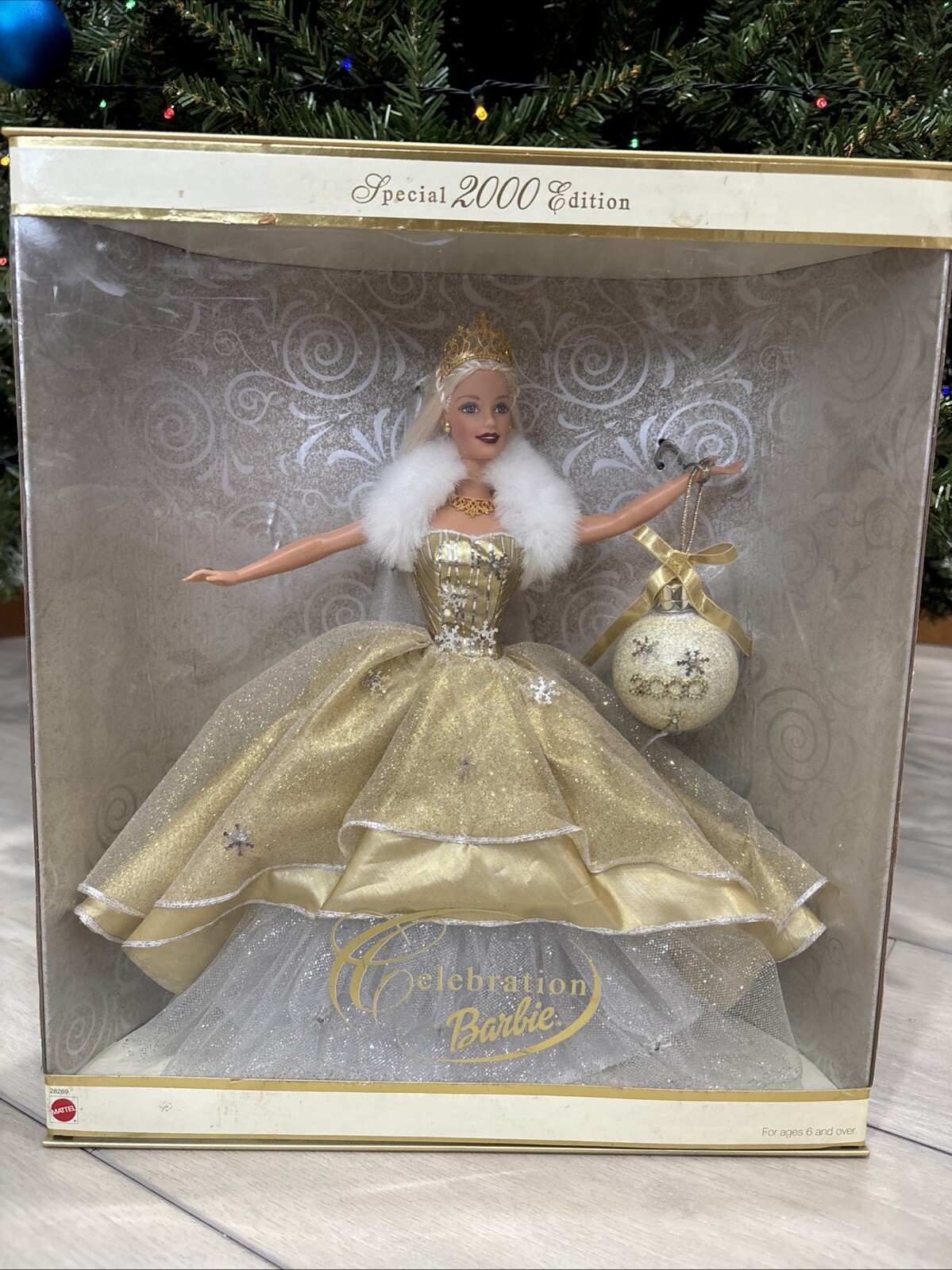 CELEBRATION BARBIE SPECIAL 2000 Edition, Mattel #28269 NEVER OPENED