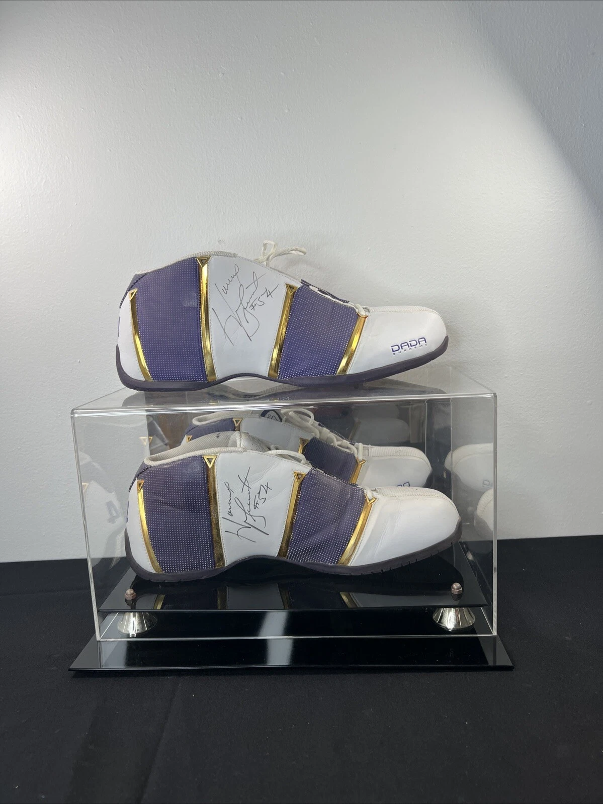 Paire de chaussures vintage DADA SUPREME LAKERS COLOR WAY taille 18 ÉCHANTILLON