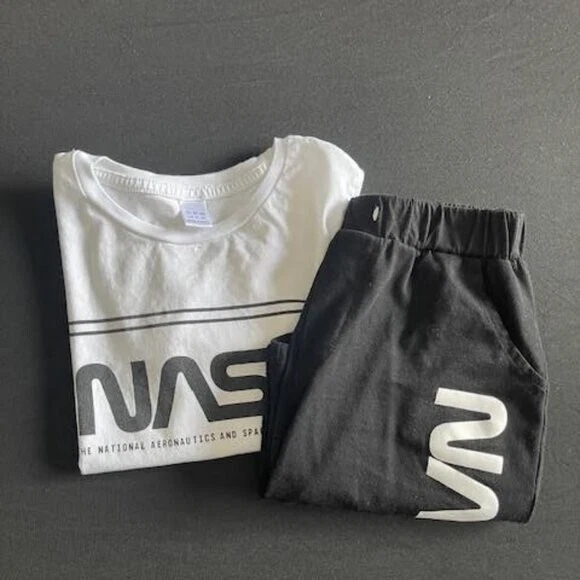 Traje de verano de la NASA para niños - Camiseta y pantalones cortos - Talla 7 Foto 2 de 4