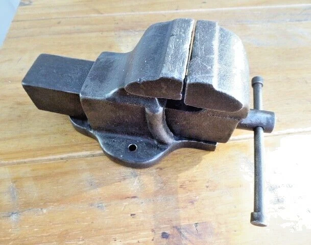 Used cheap bench vise