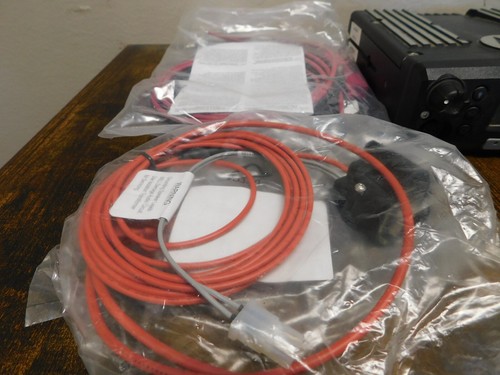 Radio mobile numérique Motorola XTL2500 VHF 136-174mhz P25 avec accys 8Algo avec coffre - Photo 5/6