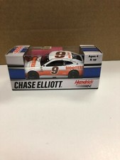 Chase Elliott 9 Hooters Throwback 2021 Camaro ZL1 1:64 scale L.E. CX92165HODCL