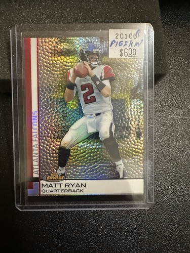 Matt Ryan [Pigskin Gold Refractor] #10 2009 Topps Finest card
