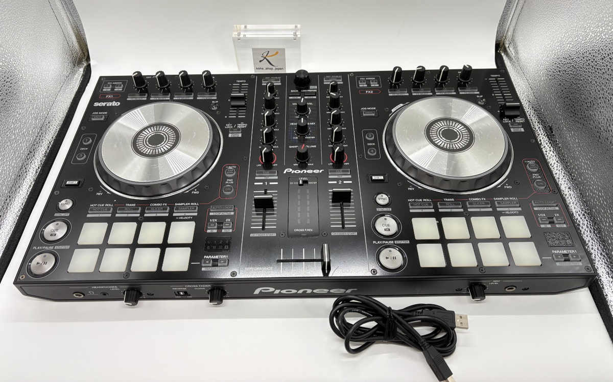 Pioneer DJ DDJ SR2 【訳あり】オマケ付き　DJコントローラー Pioneer DJ DDJ-SR2 2-Channel Performance DJ Controller