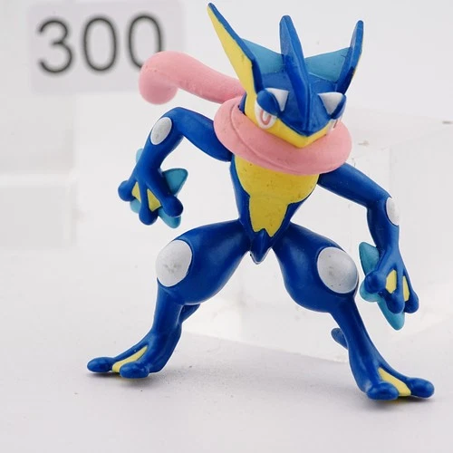 Greninja Tomy figure   Pokemon